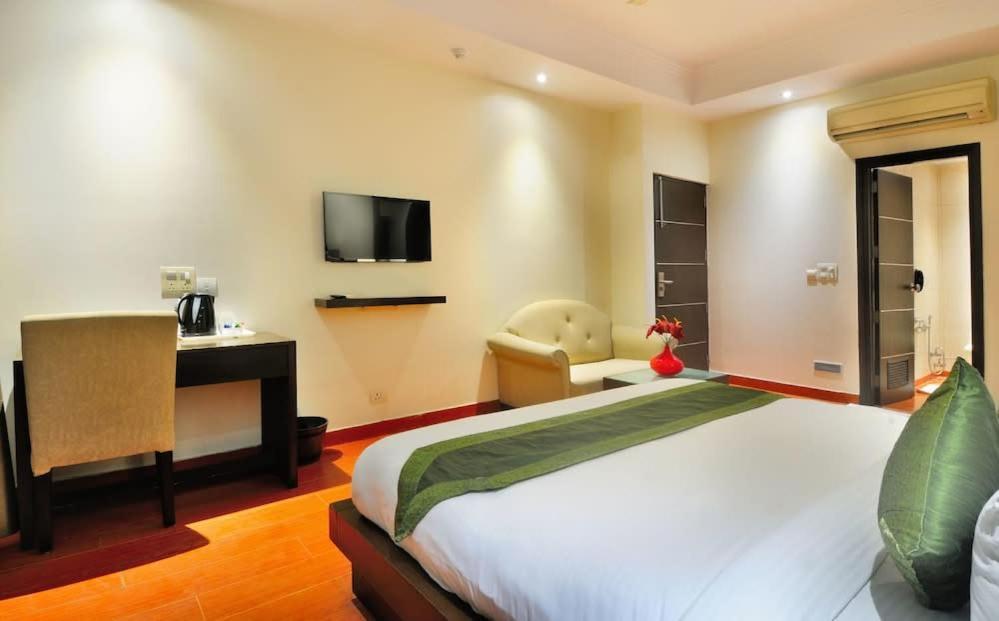 Hotel Zenith - Delhi Airport
