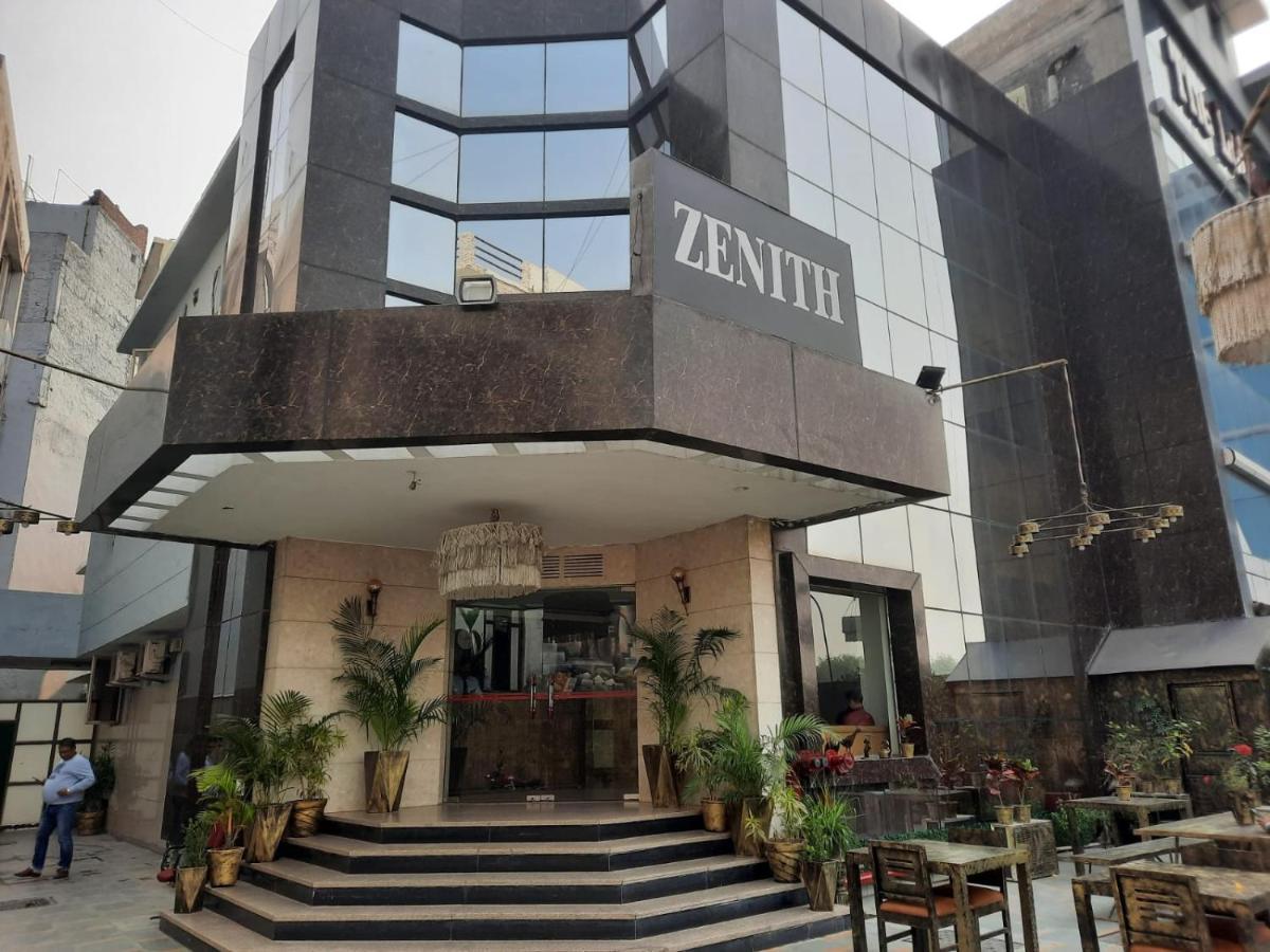 Zenith - Delhi Airport