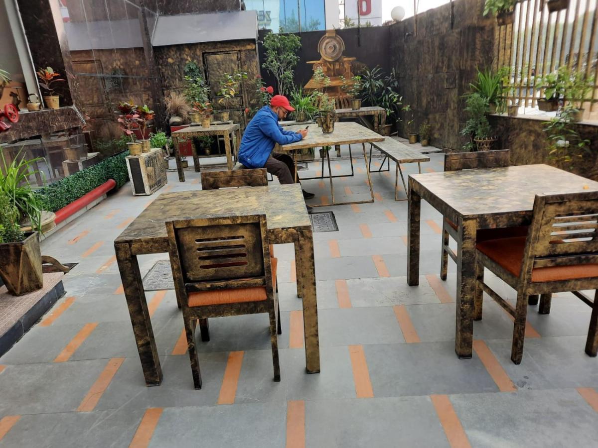 Hotel Zenith - Delhi Airport