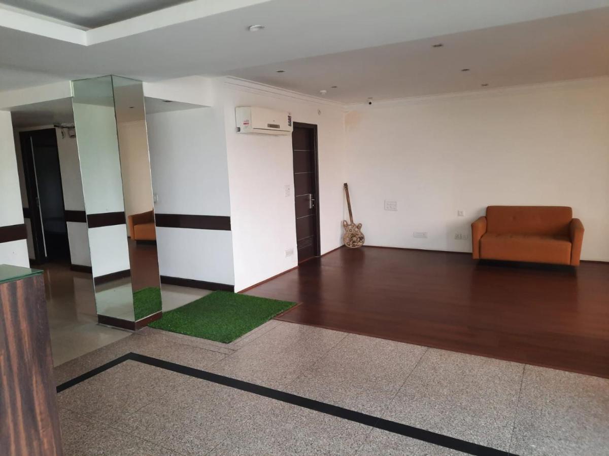 Zenith - Delhi Airport Hotel New Delhi