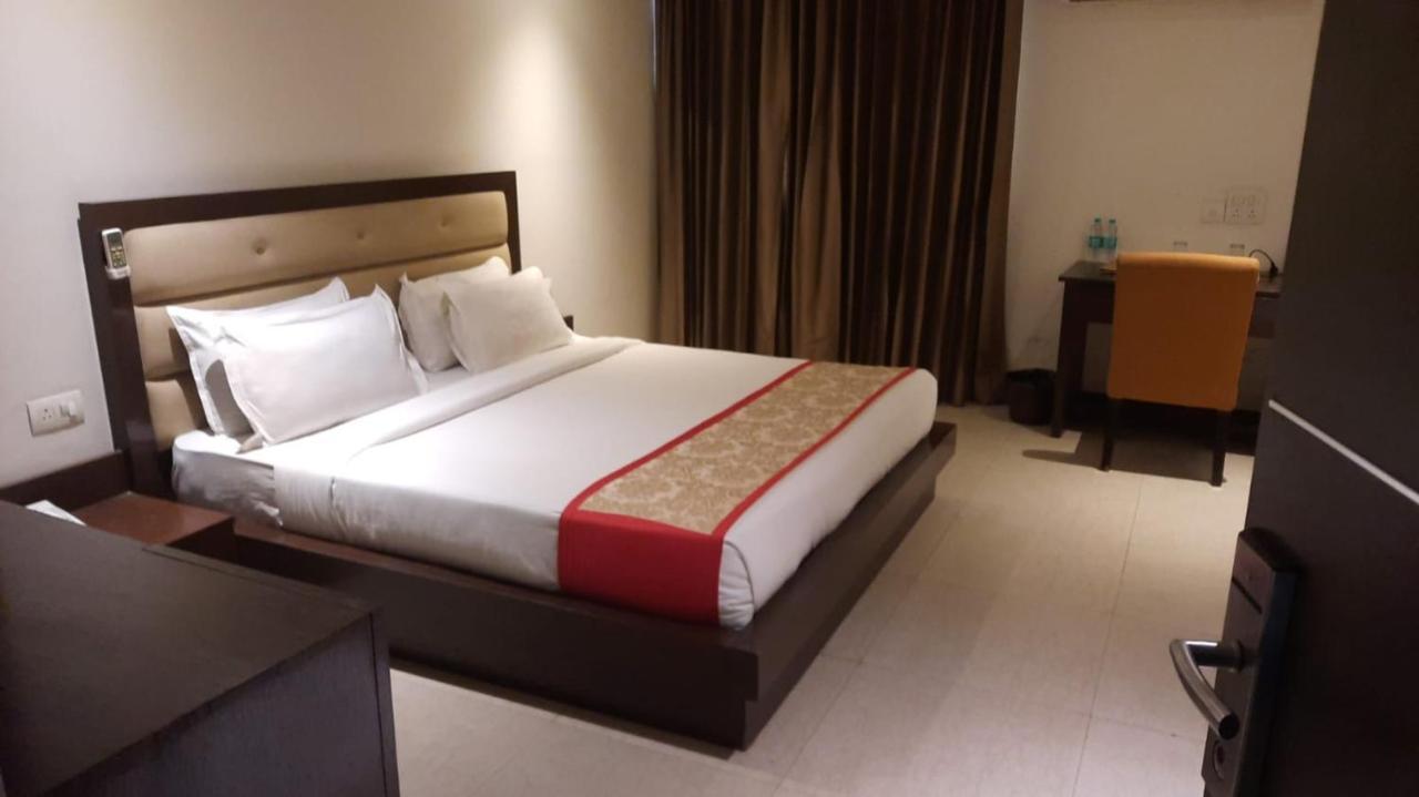 Zenith - Delhi Airport 4* New Delhi