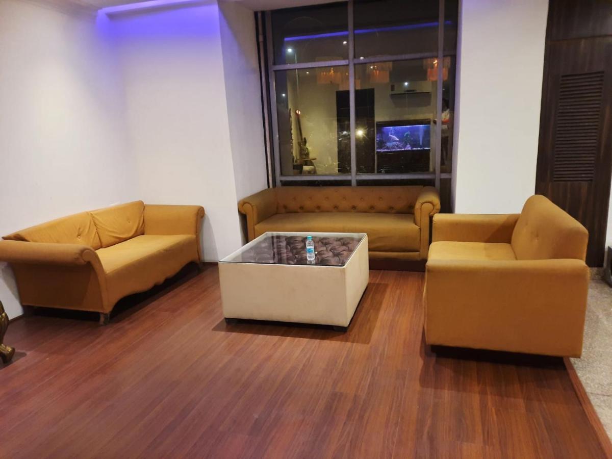 Zenith - Delhi Airport 4*