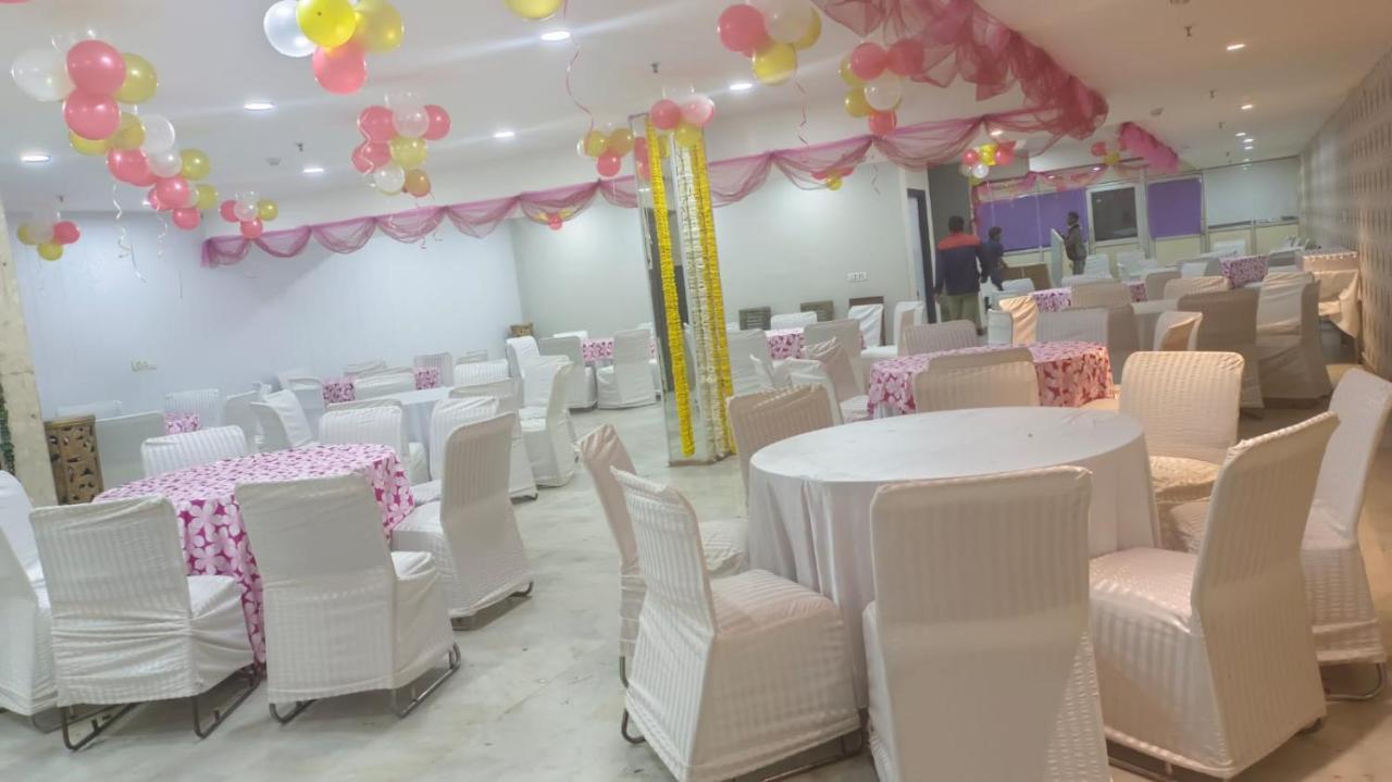Zenith - Delhi Airport Hotel New Delhi